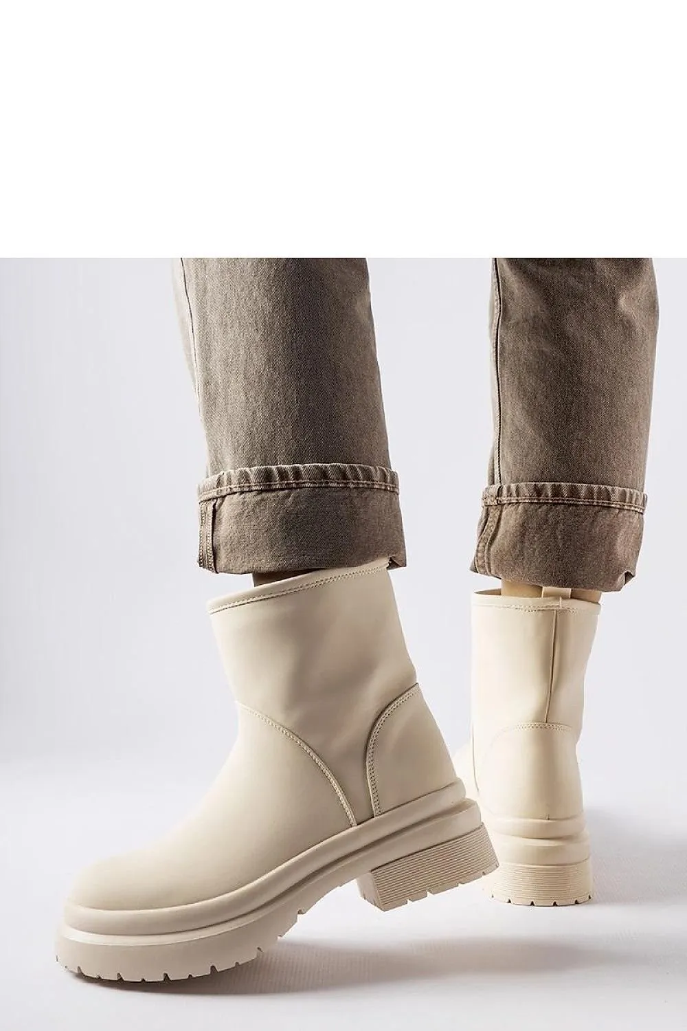 Black insulated rubber ankle boots