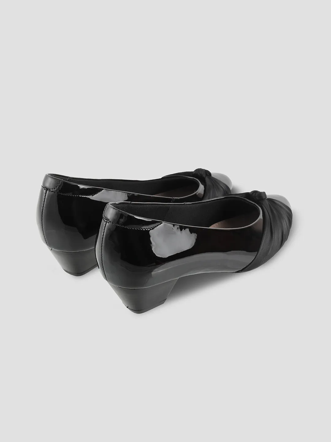 Block Pump With Satin Tie Bow