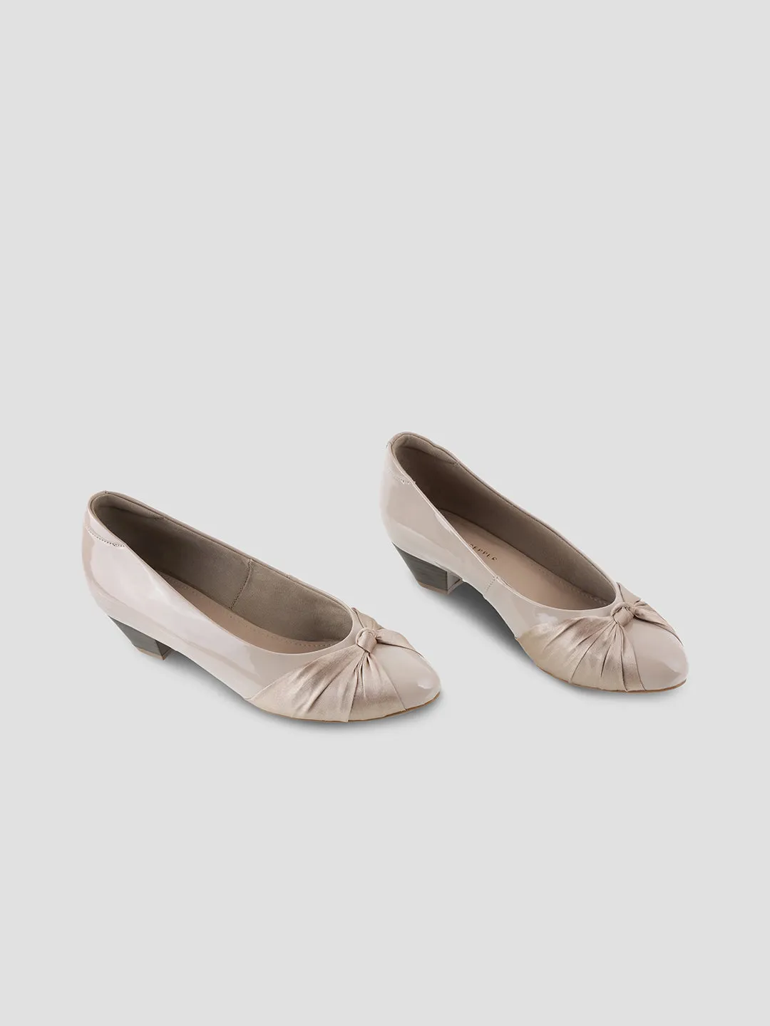 Block Pump With Satin Tie Bow