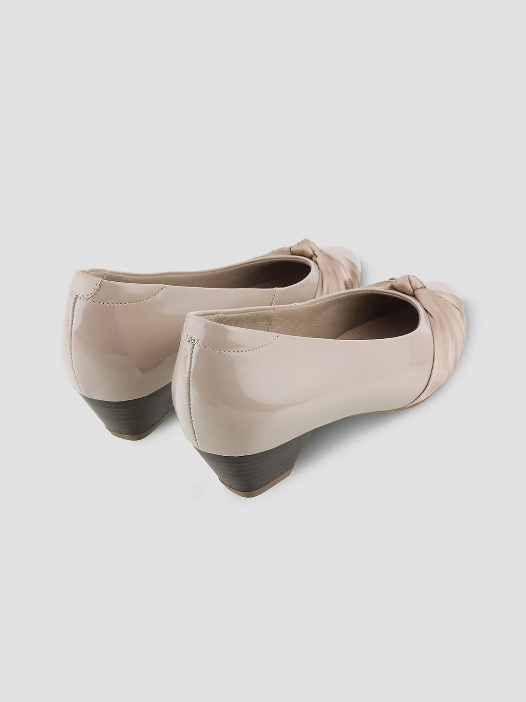 Block Pump With Satin Tie Bow