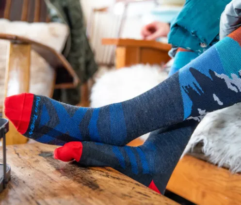 Darn Tough Men's Solstice Over-the-Calf Lightweight Ski & Snowboard Sock 2025