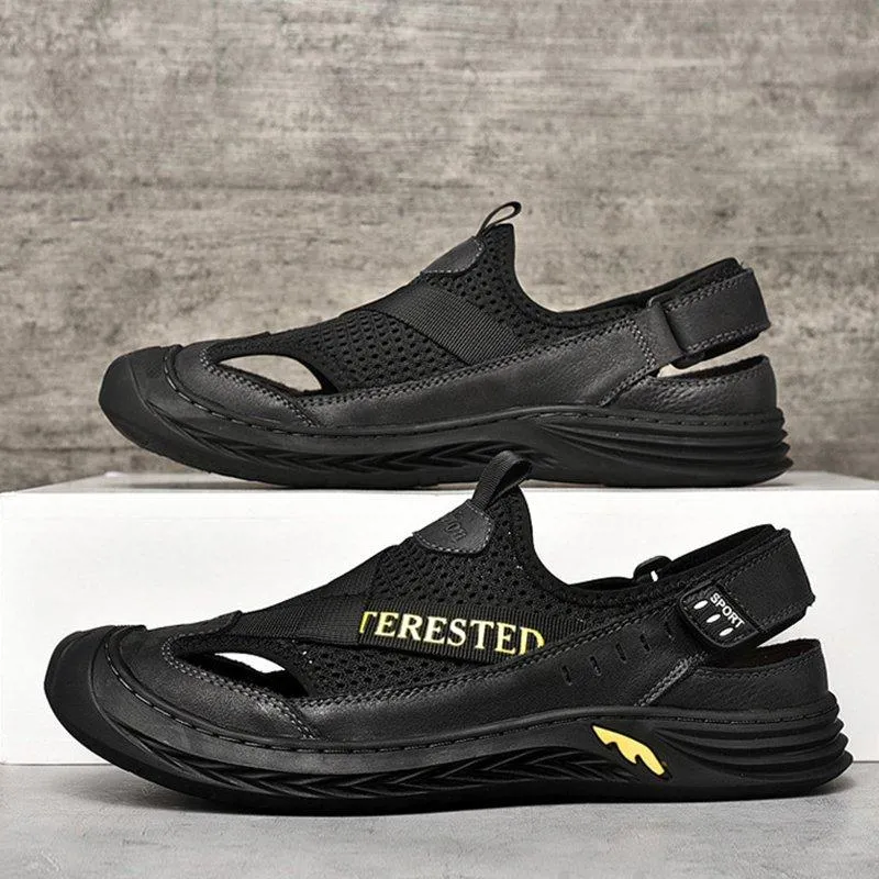 Men's Outdoor Hiking Sandals Breathable River Upstream Shoes